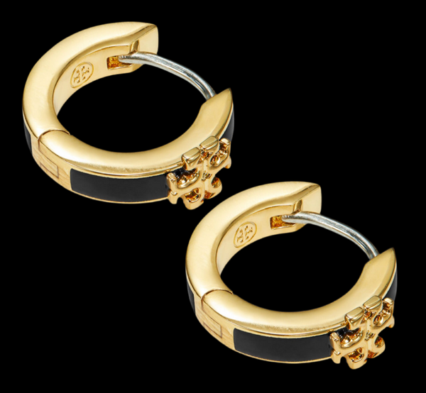 Auténticos pendientes de aro Tory Burch Kira Small Huggies en tono dorado y esmalte negro