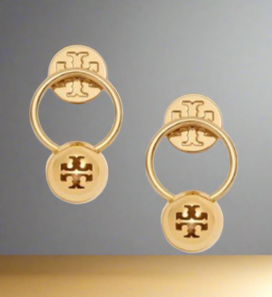 Auténticos pendientes colgantes de oro con cuentas y logotipo de Tory Burch