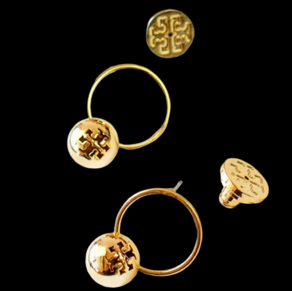 Auténticos pendientes colgantes de oro con cuentas y logotipo de Tory Burch