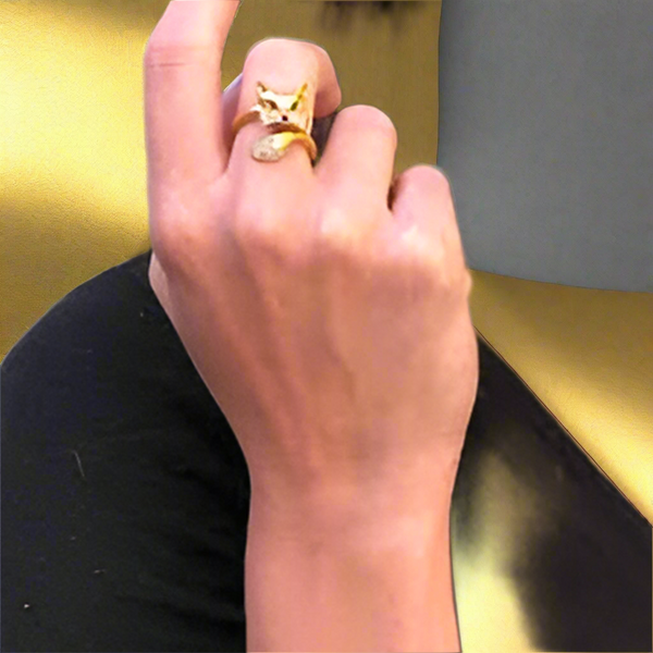 Kate Spade New York Gold Tone So Foxy Pave Twist Ring Size 7