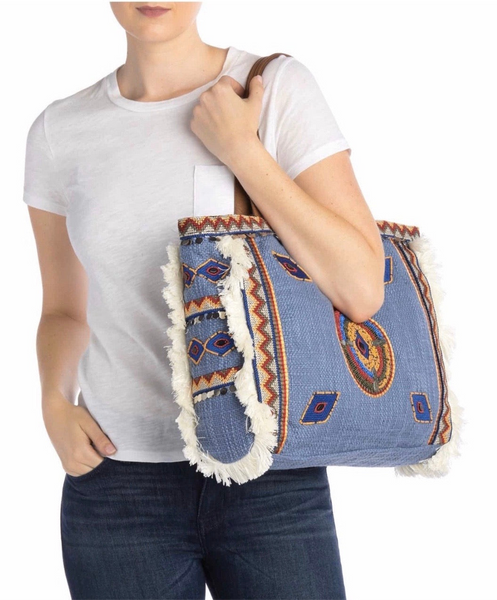 Sam Edelman Bolso tote con ribete de formas geométricas vibrantes de mezclilla con forma geométrica