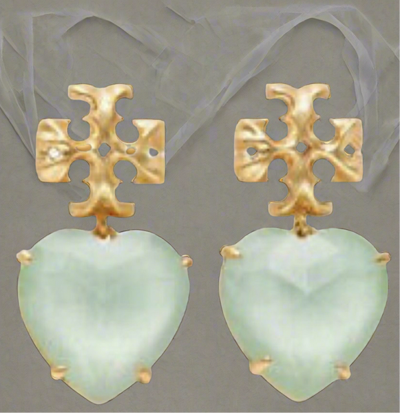Auténticos pendientes colgantes con forma de corazón de cristal Roxanne Roxanne de Tory Burch en verde
