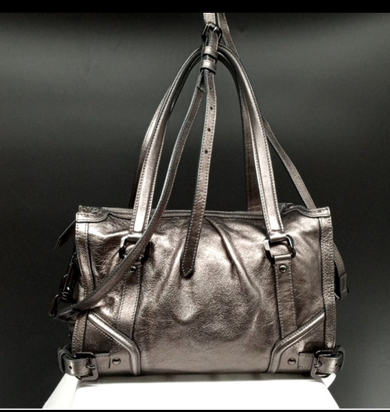 EUC Auténtico bolso de hombro Burberry Protsum plateado metalizado