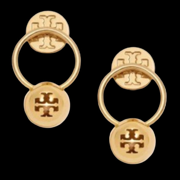 Auténticos pendientes colgantes de oro con cuentas y logotipo de Tory Burch