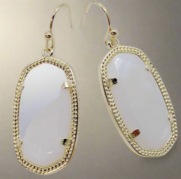 Kendra Scott Dani Gold Drop Earrings in Ivory Mother Of Pearl
