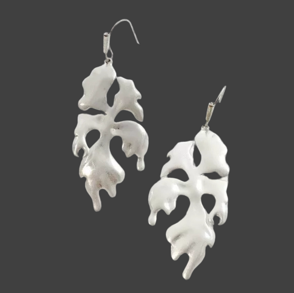 Kendra Scott Savannah Drop Earrings In Silver