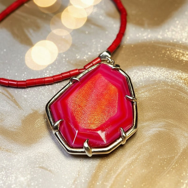 Kendra Scott Beatrix Necklace and Dunn Red Earrings Set