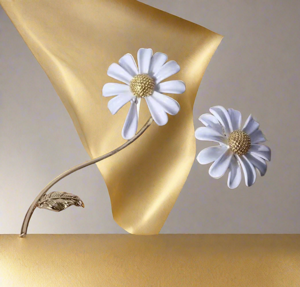 Kate Spade White Daisy Into The Bloom Statement Drop Earrings