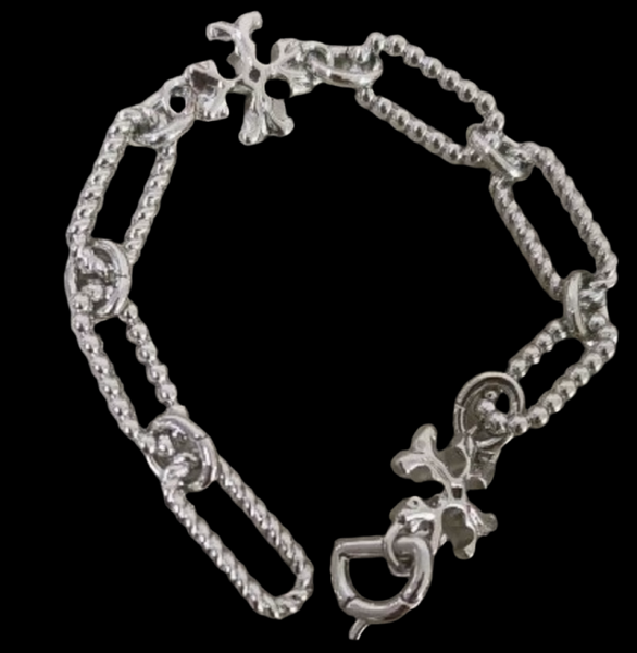 Tory Burch Shiny Silver Plated Roxanne Double-T
Rope Chain Bracelet