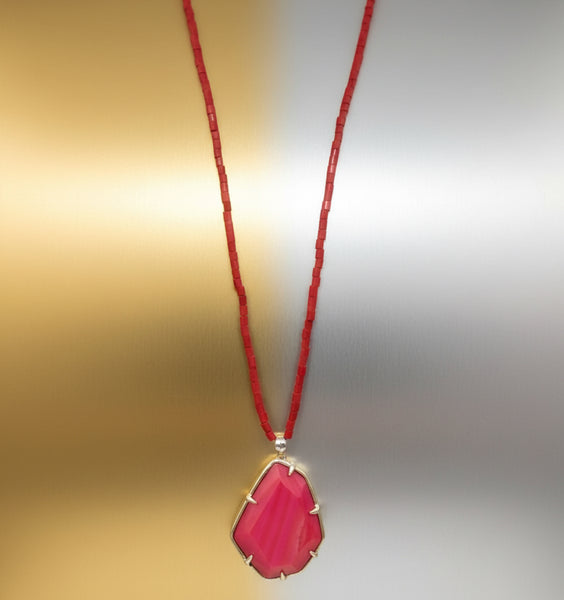 Kendra Scott Beatrix Necklace and Dunn Red Earrings Set