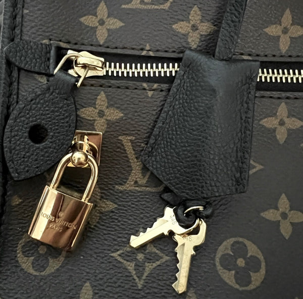 EUC Louis Vuitton Popincourt MM Shoulder Bag In Pristine Condition Authenticated