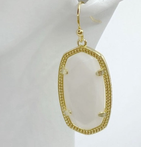 Kendra Scott Dani Gold Drop Earrings in Ivory Mother Of Pearl