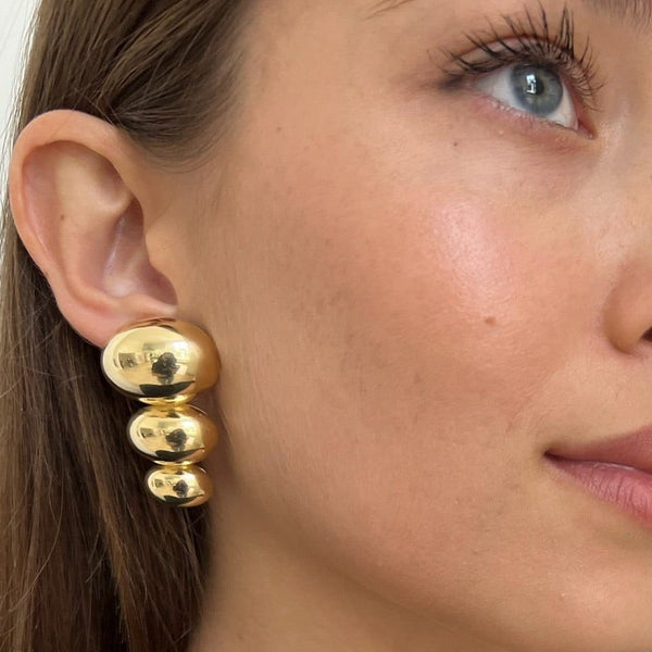 Jennifer Zeuner Darla Earrings in High-Shine Polish Gold Vermeil