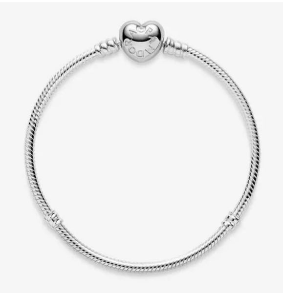 Pandora Moments Clasp Snake Chain Bracelet Size 7.5”