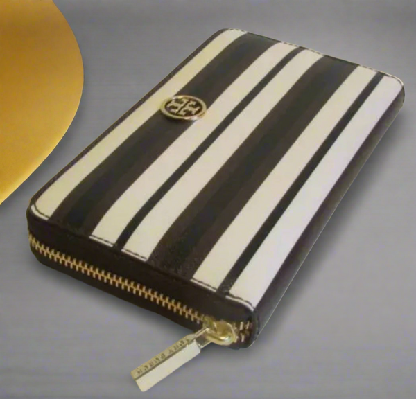 Tory Burch Robinson Printed Zip Continental Wallet in Black Brown And White Raisin Stripe