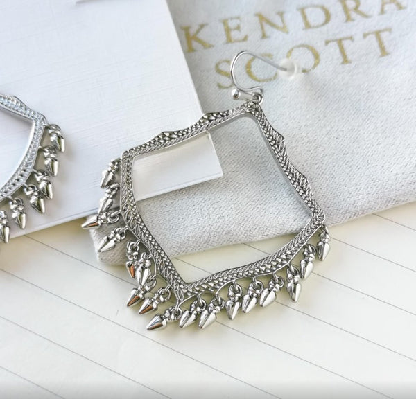 Kendra Scott The Lacy Drop Earrings in Silver Plated