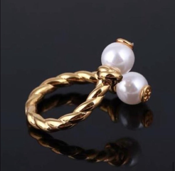 Tory Burch Logo Faux Pearl Bud Rope Bead Ring Size 7 Adjustable