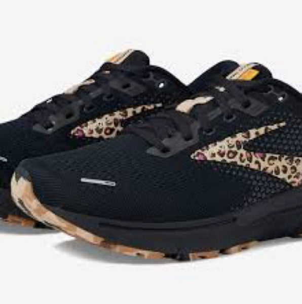 Brooks Adrenaline GTS 22 Black/Ebony/Citrus Women's Shoes Sneakers SIZE: 12 B Medium