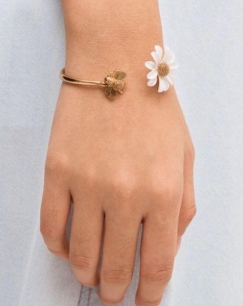 Kate Spade White Daisy Into The Bloom All Abuzz Bee Open Cuff