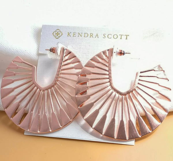 Kendra Scott The Deanne Earrings in Rose Gold