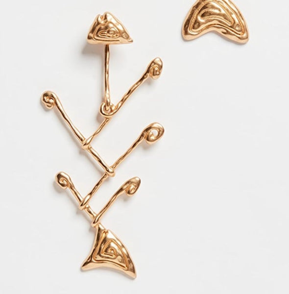 Tory Burch Wire Fish Vintage Gold Mismatched Drop Earrings