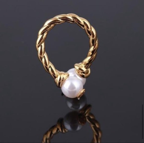 Tory Burch Logo Faux Pearl Bud Rope Bead Ring Size 7 Adjustable