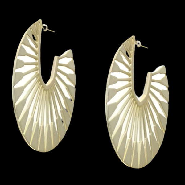 Kendra Scott The Deanne Earrings in Gold