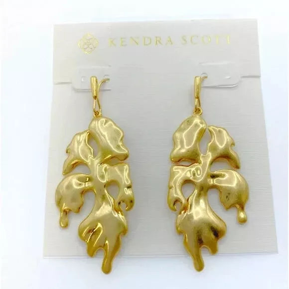 Kendra Scott Savannah Drop Earrings In Gold