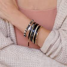 Akola Women's Black 10k Gold Plated 6-Piece Zuri Bangle Bracelet