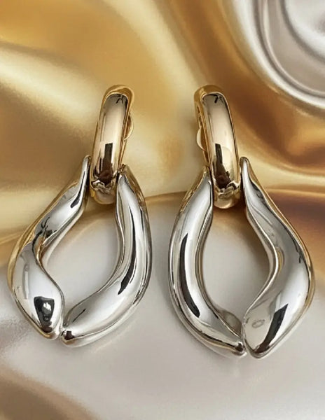 Authentic Tory Burch Wishbone Earrings Gold & Silver Polished Finished - Polished Silver and Gold / 18k-gold plated